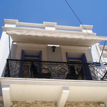 The Bougainvillea House Symi Exteriér fotografie